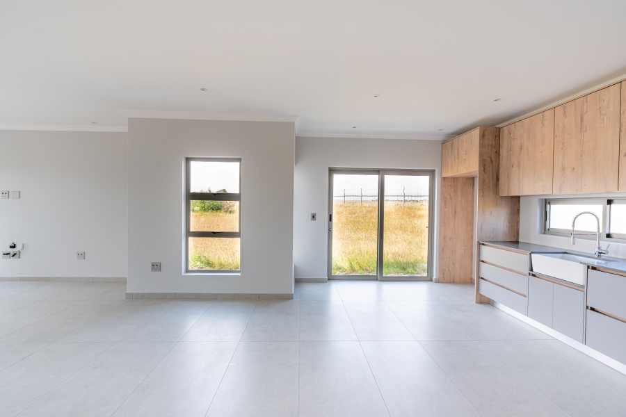 To Let 3 Bedroom Property for Rent in Langebaan Country Estate Western Cape